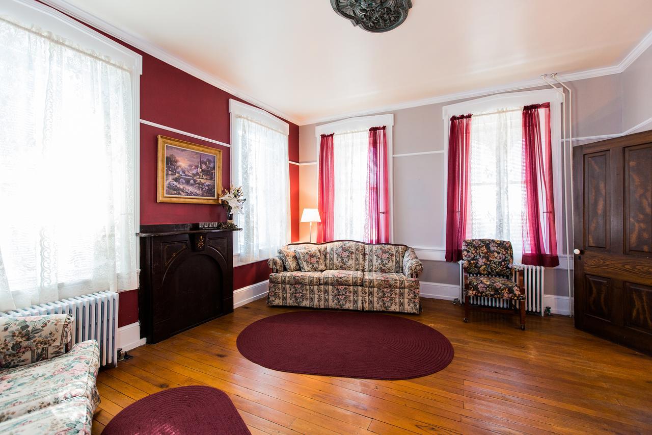 Red Rose Bed & Breakfast Smoketown  외부 사진